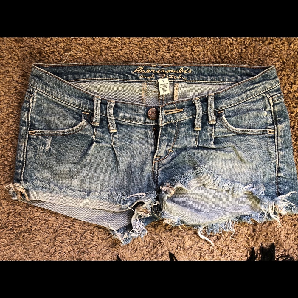 Roller denim shorts